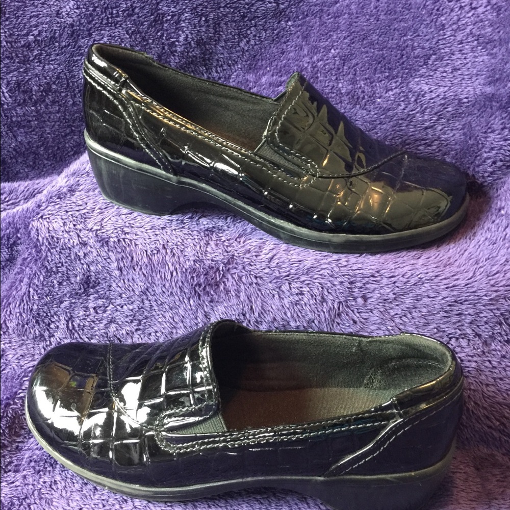 Clark’s Bendable Shoes